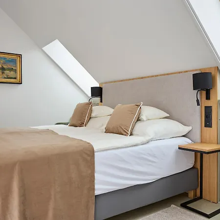 Bayer Bed & Breakfast 4*